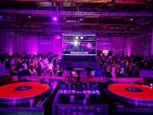 KOLUMNY LOREM IPSUM 1000W